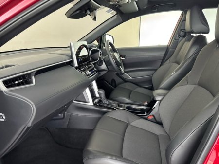 2025 Toyota Corolla Cross SOL Hybrid Top of the range €41,950 thumbnail