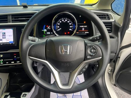 2019 Honda Fit F-PACKAGE 1.5 HYBRID // ADAPTIVE CRUISE CONTROL // NEW 2 YEAR NCT // LANE ASSIST €13,950