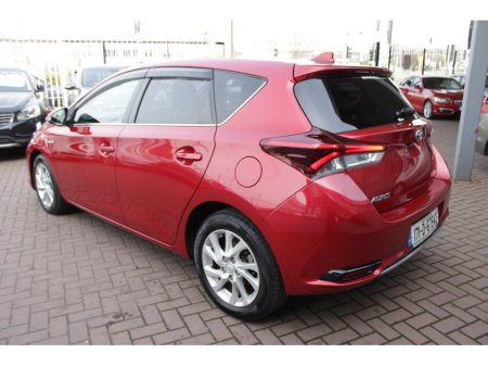 2017 Toyota Auris - thumbnail 6