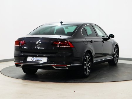 2021 Volkswagen Passat - thumbnail 3