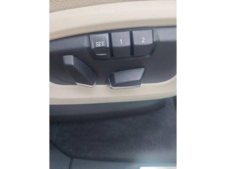 2017 BMW X5 - thumbnail 18