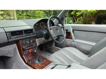 1991 Mercedes-Benz 300 - thumbnail 15