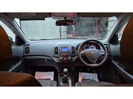 2011 Hyundai i30 Comfort 1.6CRDi 128HP €3,995 thumbnail