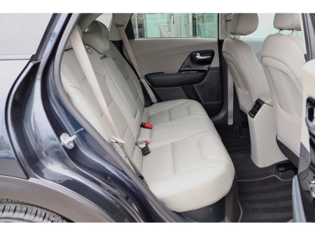 2020 Kia Niro - thumbnail 14