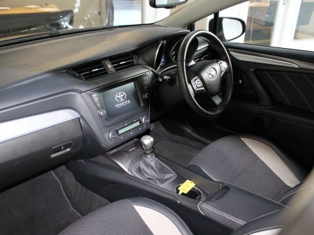 2017 Toyota Avensis 1.6D SOL Navi 4DR €10,499 thumbnail