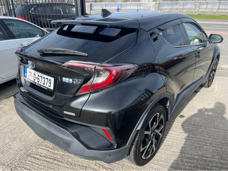 2017 Toyota C-HR - thumbnail 7