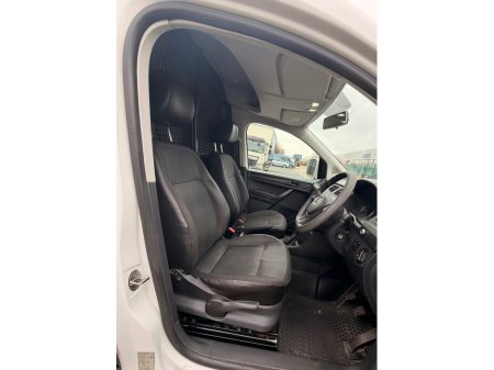 2019 Volkswagen Caddy - thumbnail 4