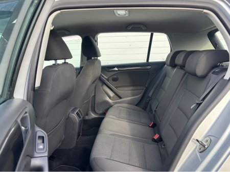 2011 Volkswagen Golf - thumbnail 13