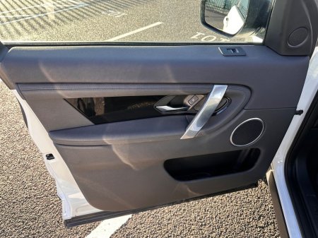 2020 Land Rover Discovery Sport - thumbnail 12