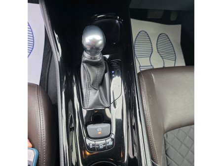 2018 Toyota C-HR - thumbnail 17