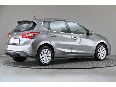 2018 Nissan Pulsar - thumbnail 10