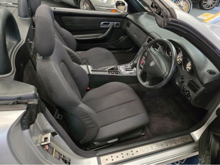 2004 Mercedes-Benz SLK Class - thumbnail 4