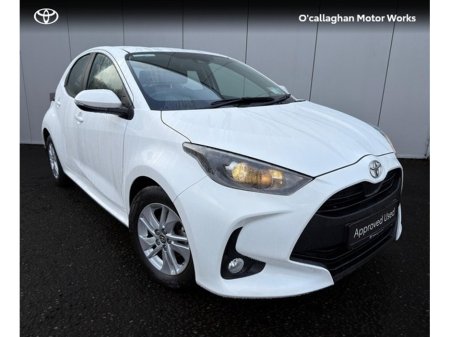2024 Toyota Yaris 1.5 LUNA 4DR €26,950