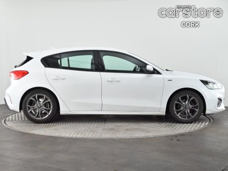 2020 Ford Focus 1.0 Ecoboost 125PS Titanium €19,880 thumbnail