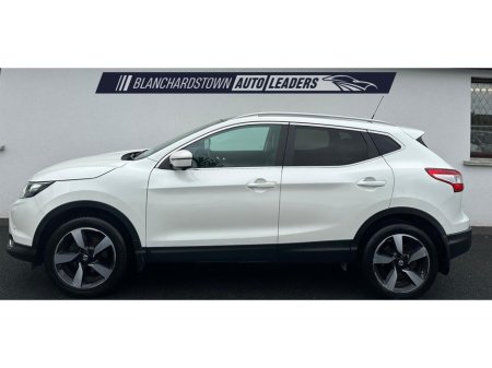 2017 Nissan Qashqai - thumbnail 2