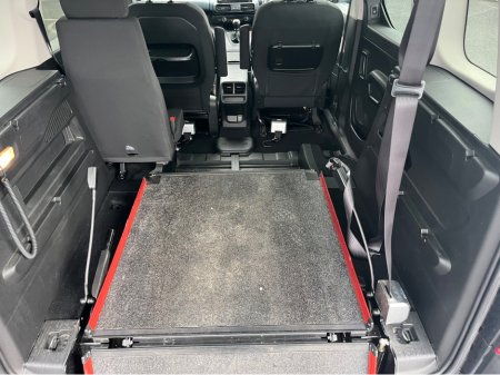 2022 Peugeot Rifter Wheelchair Accessible SWB Manual €22,995 thumbnail
