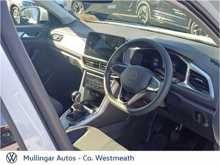 2026 Volkswagen T-Roc - thumbnail 8