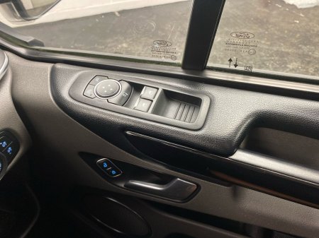 2022 Ford Tourneo Custom - thumbnail 14