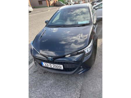 2022 Toyota Corolla 1.8 Hybrid Luna Saloon €20,500 thumbnail