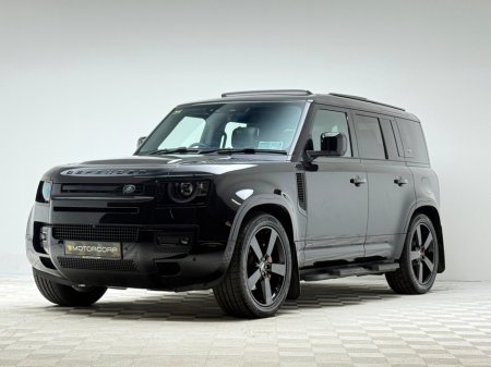 2023 Land Rover Defender X P400E FLAGSHIP MODEL €87,990 thumbnail