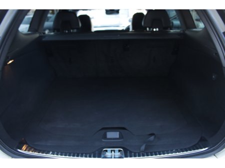 2016 Volvo XC60 - thumbnail 18