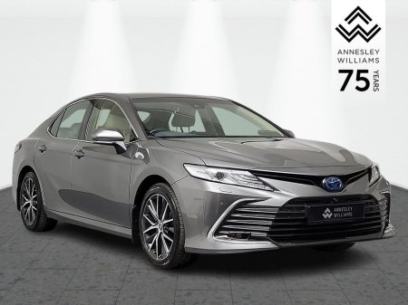 2023 Toyota Camry - thumbnail 1