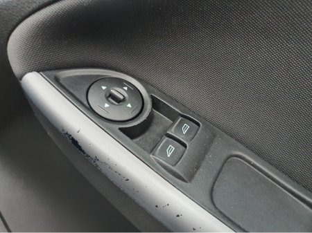 2016 Ford Focus ZETEC 1.0 ECOBOOST (NCT 05/26) €9,995 thumbnail