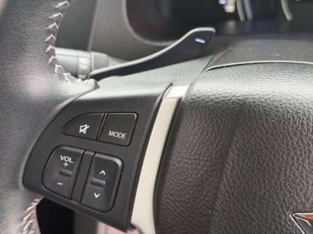 2015 Suzuki Swift - thumbnail 16