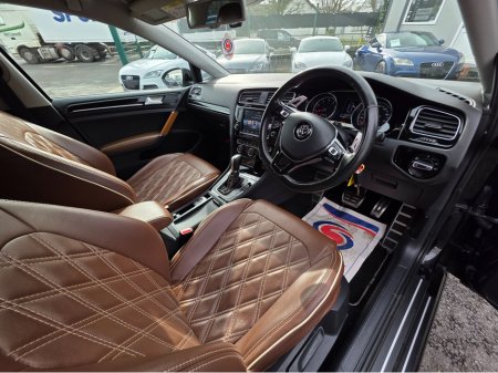 2014 Volkswagen Golf - thumbnail 11