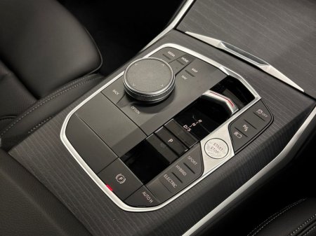 2026 BMW 3 Series - thumbnail 9