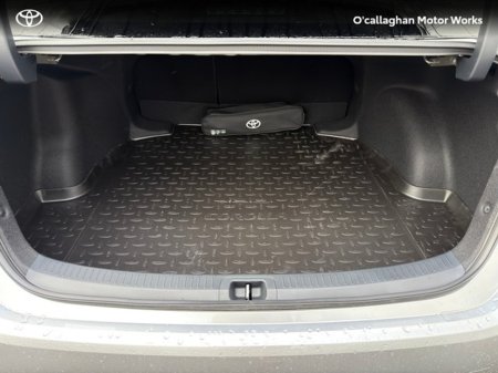 2026 Toyota Corolla COROLLA SALOON LUNA SPORT €38,500 thumbnail