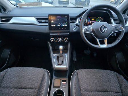 2023 Renault Captur 1.6 E-Tech Plug-in Hybrid 160 Techno Auto €27,900 thumbnail