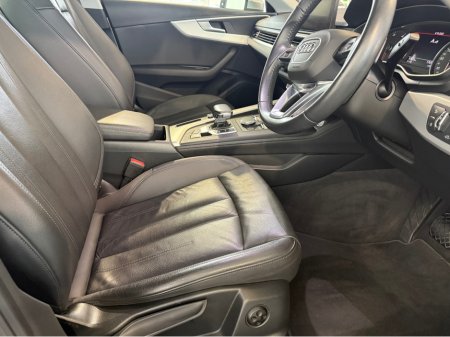 2019 Audi A4 2.0 TDI Auto small mileage €23,900