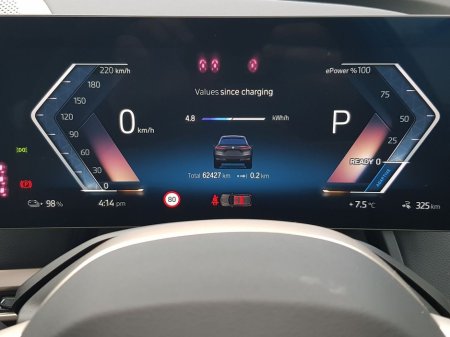 2023 BMW iX xDrive40 M Sport €57,995 thumbnail