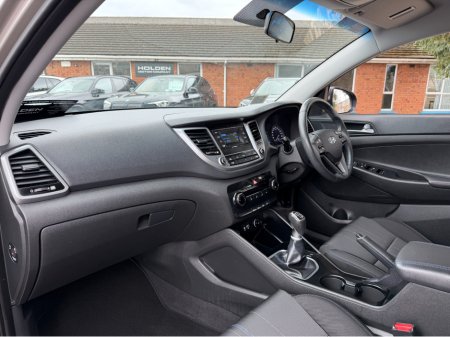 2017 Hyundai Tucson - thumbnail 26