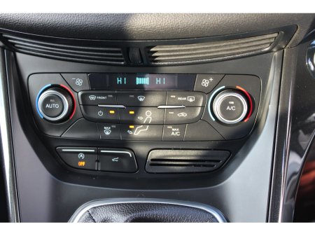 2019 Ford Kuga 1.5TDCi 120PS FWD Titanium €18,950 thumbnail