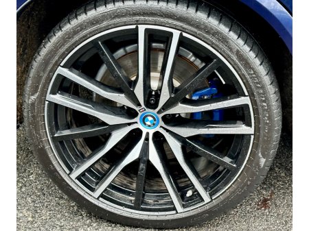 2025 BMW X5 50e *Very High Spec* M SPORT XDRIVE thumbnail