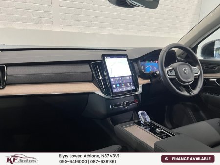 2025 Volvo XC90 - thumbnail 10