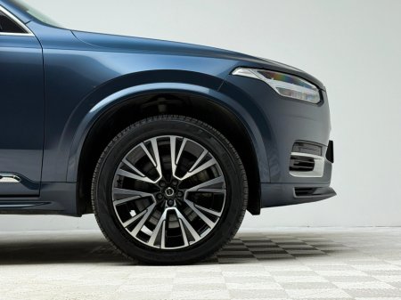 2022 Volvo XC90 CORE T8 RECHARGE AWD *7 SEATER* €49,990 thumbnail
