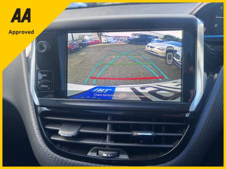 2019 Peugeot 2008 2019 PEUGEOT 2008 1.2 PETROL AUTO PAN ROOF €13,950 thumbnail