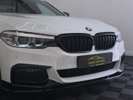 2018 BMW 5 Series - photo 2