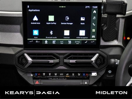 2025 Dacia Bigster Journey HEV 155 €37,290 thumbnail