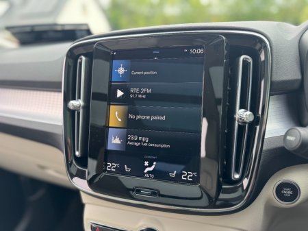 2022 Volvo XC40 - photo 12