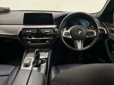 2019 BMW 5 Series - thumbnail 5