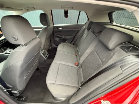 2022 Volkswagen Golf ACTIVE - 2.0L DIESEL - AUTO - 12M WARRANTY - CAR: €27,950 thumbnail