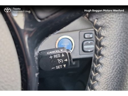 2018 Toyota Yaris - thumbnail 15