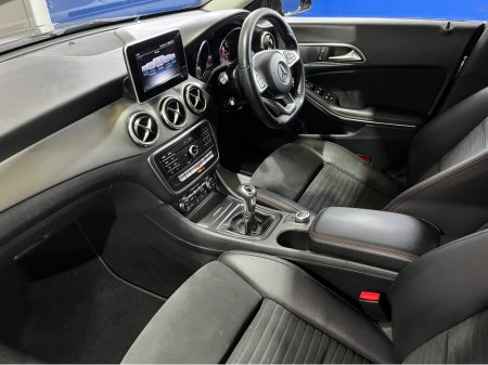 2019 Mercedes-Benz CLA Class AMG LINE Edition 180 / FINANCE AVAILABLE €19,950 thumbnail