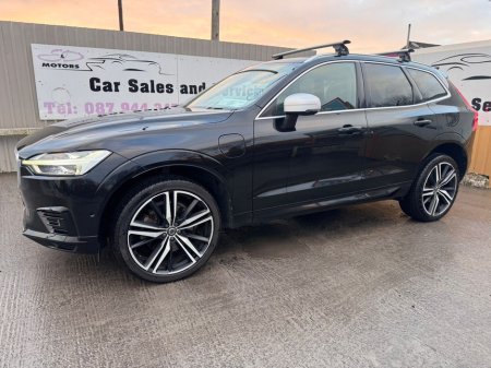 2018 Volvo XC60 2.0 T8 R-DESIGN PRO AWD 303PS AUTO B4 MOMENTUM 197HP 5DR A €29,800 thumbnail