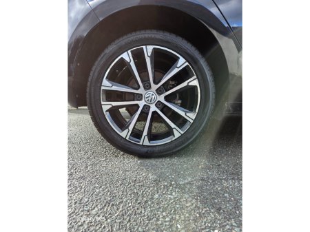 2015 Volkswagen Golf 1.4 TSI DSG 150HP ACT HIGHLINE €13,250 thumbnail