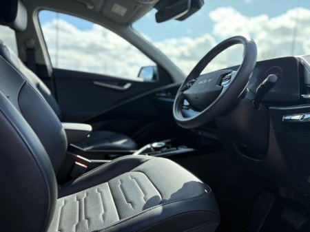2025 Kia Niro - thumbnail 7